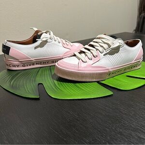 US Size 9- Euro Size 39 - Givenchy Tennis Light Low White/pink